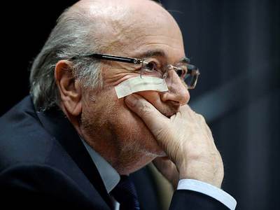Sepp Blatter'e bir darbe de İngiltere'den