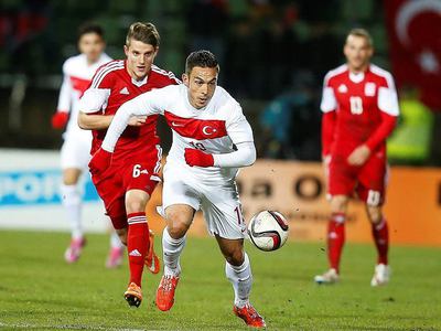 Galatasaray Mevlüt'ü bitiriyor