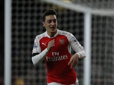 Mesut Özil'in babasına 'babalık' davası!