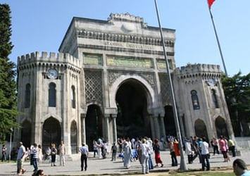 1.5 milyon üniversiteliye 400 lira burs