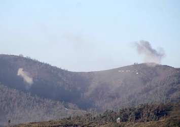 Rusya PYD'nın önünü açmak için Azez'e saldırıyor