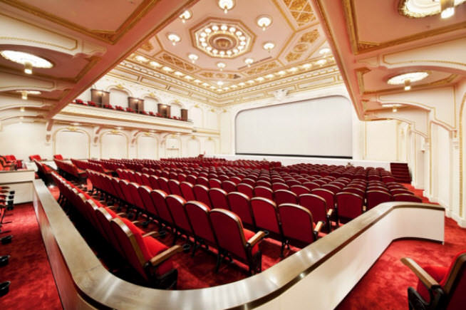 İşte Yeni Emek Sineması