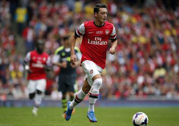 Mesut Özil'den Albayrak'a şok yanıt