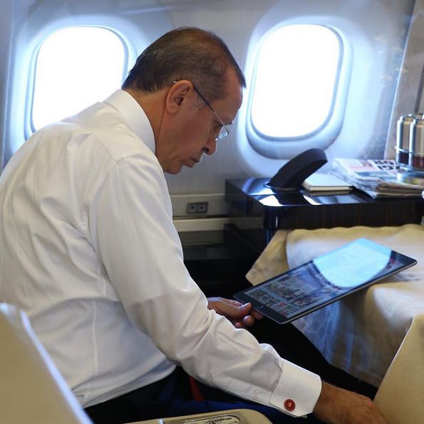 Erdoğan’ın kol düğmelerindeki detay - 1