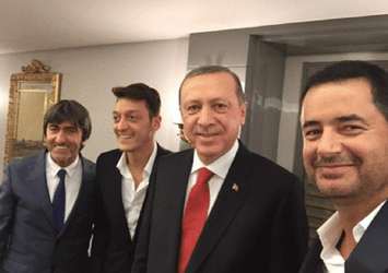 Mesut Özil'den Erdoğan'a ziyaret