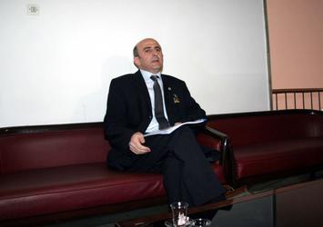 Eminağaoğlu cuma namazı kararını iptal için mahkemeye başvurdu!