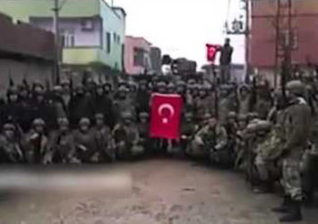 Komandolar Şırnak sokaklarını marşlarıyla inletti