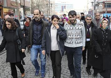 PKK'lı teröristler HDP'li gruba ateş açtı