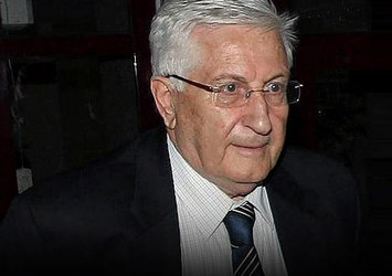 Tek imza iki yorum