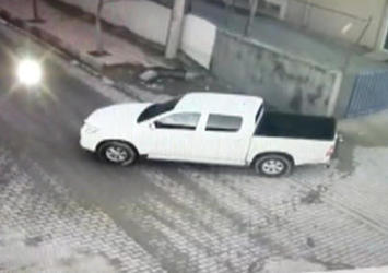 Hainler belediye aracı ile keşif yapmışlar