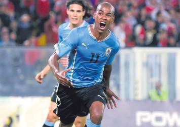 Fenerbahçe Diego Rolan için masaya oturdu