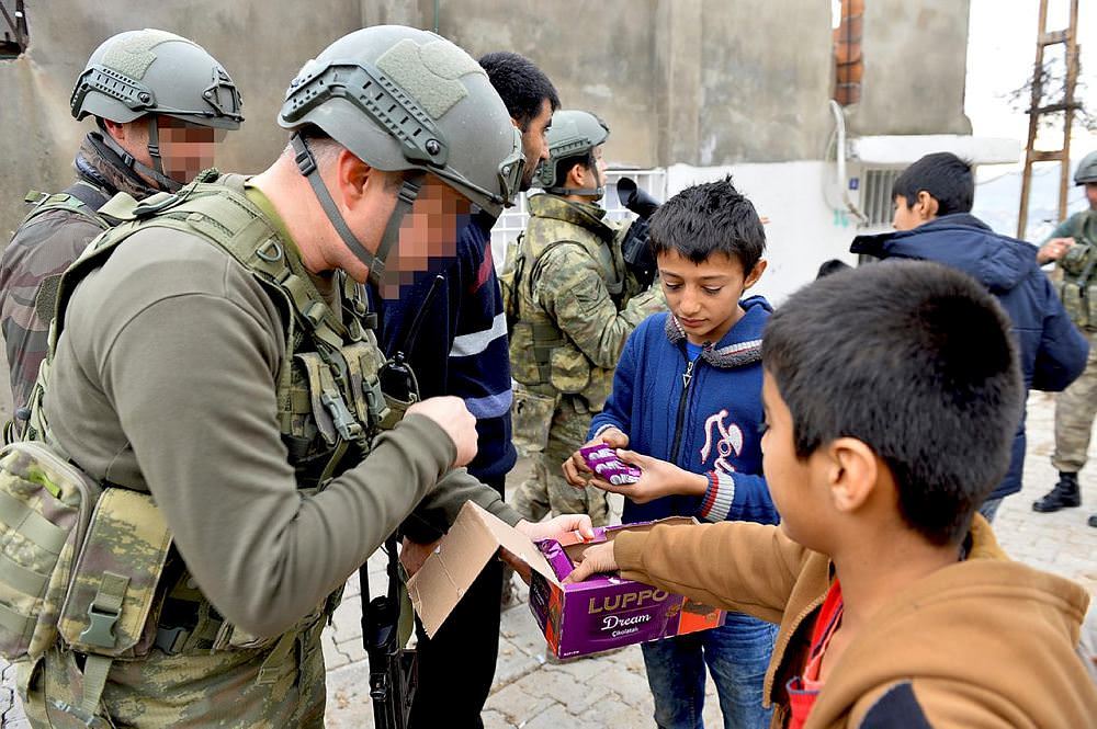 Asker amca şefkati - 1