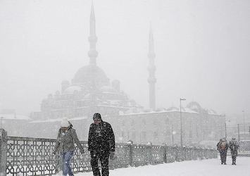 İstanbul'da kar yağışı başladı