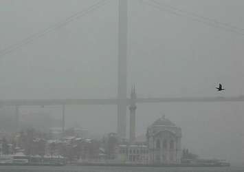 İstanbul Boğazı gemi geçişlerine kapatıldı