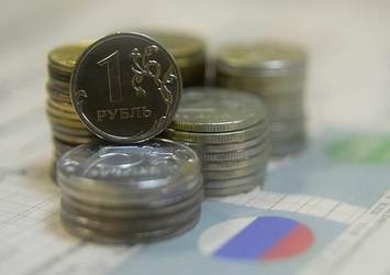 Ruble için tehlike çanları çalmaya devam ediyor
