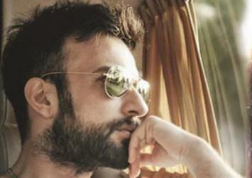 "Megastar Mart ayında evleniyor"