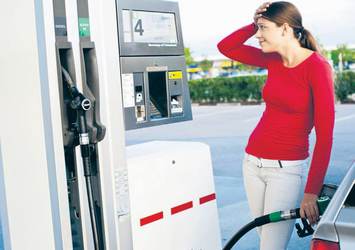 Petrol indi ama benzin inmedi