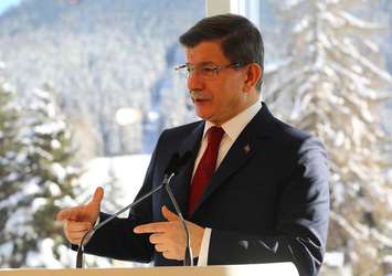 Başbakan Davutoğlu: AB'den para dilenmiyoruz!
