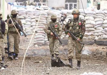 PKK iki üsse şok baskın için tünel kazıyor!