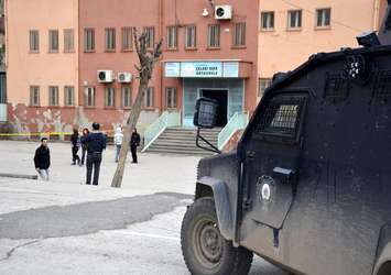 Diyarbakır'da okul güvenliği için korucular da görevlendirildi