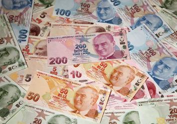 Emekli maaşına 250 TL ikramiyeye 8 bin lira zam