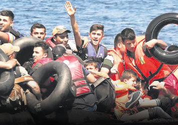 İnsanlık dökülüyor