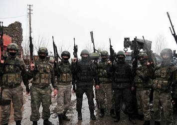 Cizre'de şehitlerin kanı yerde kalmadı