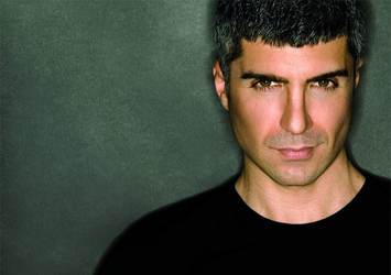 Özcan Deniz'den Beyaz'a tepki