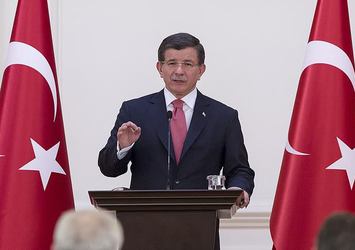 Davutoğlu, Krize ve kaosa izin vermeyiz