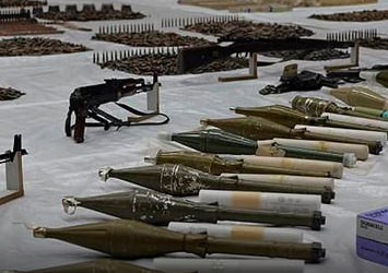 Rusya ve Batı'nın PYD'ye gönderdiği silahlar Sur'dan çıktı