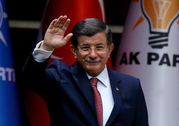 Davutoğlu’ndan sürpriz erteleme
