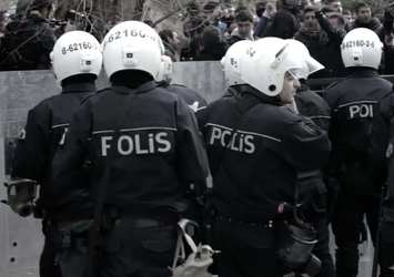 Ankara'da uçaksavar ve kalaşnikof mermileri polisi alarma geçirdi