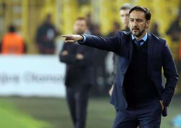 Fenerbahçe taraftarı Pereira'yı topa tuttu!