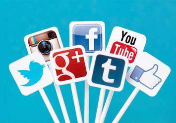 Bu 7 şeyi Facebook'ta veya Twitter'da paylaşmayın!