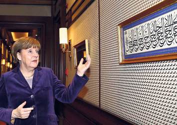 Merkel’den Erdoğan’a hat sorusu