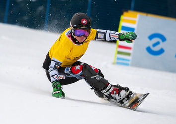 Dünyaca ünlü snowboardçılar Türkiye'de kıyasıya yarışacak