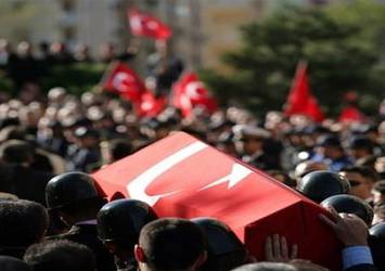 Liseli öğrencilerden şehitler için göz yaşartan klip