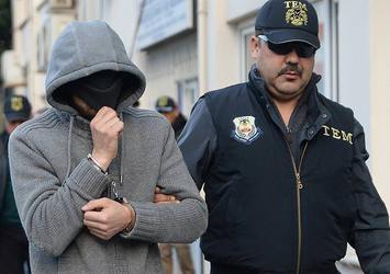 Antalya'daki terör operasyonunda 26 kişi gözaltına alındı