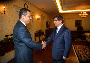 Başbakan Davutoğlu, Akar ve Fidan'ı kabul etti
