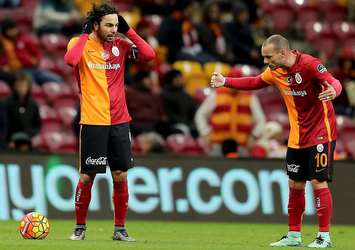 Wesley Sneijder takım arkadaşına köpürdü