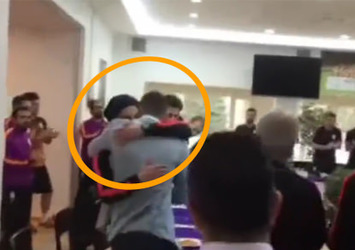 Burak Yılmaz gözyaşlarına boğuldu