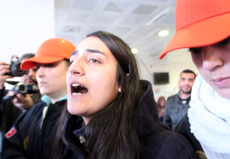 Aranan 'canlı bomba' şüphelisi Dilek Kaya yakalandı - 1
