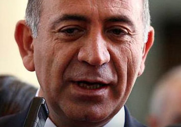 Hiç 'Tekin' değil