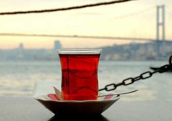 Düzenli çay içmek hastalıklardan koruyor