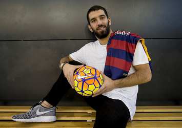 Arda Turan'ı oynadığı yeni reklam filminde yaklaşık 1 milyar kişi izleyecek