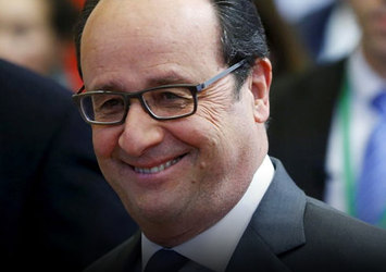Hollande: "Mülteci akınını durdurmalıyız"