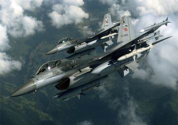 TSK açıkladı: Suriye sınırına 10 tane F-16
