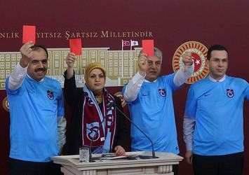 Vekillerden de kırmızı kart!