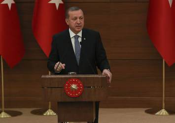 Erdoğan: Bunlar vekil değil terörist