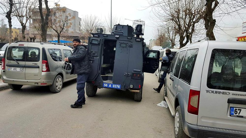DBP il başkanı gözaltına alındı - 2